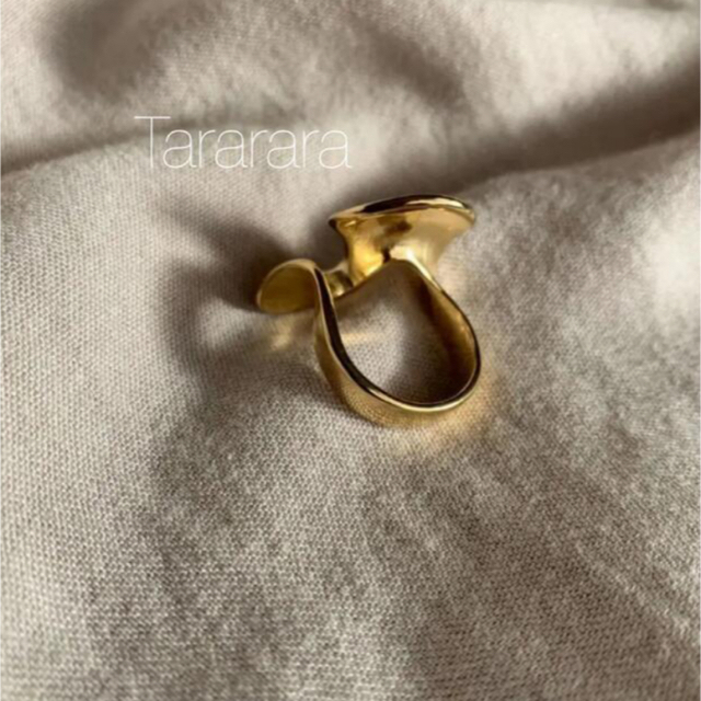 ●stainless Frill ring●金属アレルギー対応 レディースのアクセサリー(リング(指輪))の商品写真