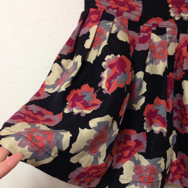 USインポートお花柄フレアスカート レディースのスカート(ミニスカート)の商品写真