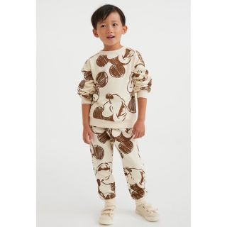 ディズニー(Disney)の完売品 レア ❤️ H&M ミッキー スウェット & ジョーカーパンツ  140(Tシャツ/カットソー)