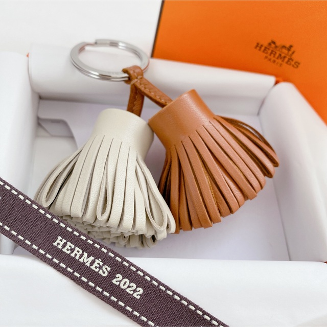 HERMES エルメス カルメン キーリング キーホルダー ゴールド