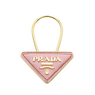 プラダ(PRADA)の美品 プラダ サフィアーノ 三角ロゴプレート キーホルダー キーリング バッグチャーム メッキ レディース PRADA 【1-0081450】(キーホルダー)