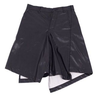 コムデギャルソンオムプリュス(COMME des GARCONS HOMME PLUS)のコムデギャルソンオムプリュス COMME des GARCONS HOMME PLUS パンツ ショートパンツ ショーツ AD2015 エコレザー アシンメトリー メンズ ボトムス XS ブラック(ショートパンツ)