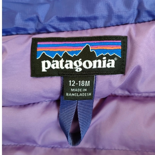 patagonia(パタゴニア)のパタゴニア ライトダウンジャケット 80〜90 キッズ/ベビー/マタニティのベビー服(~85cm)(ジャケット/コート)の商品写真