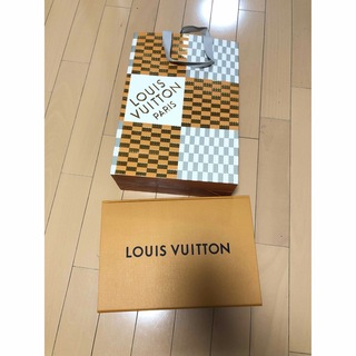 ルイヴィトン(LOUIS VUITTON)の新品ルイ　ヴィトン 空箱 LOUIS VUITTON国内正規店限定紙袋 2022(ショップ袋)