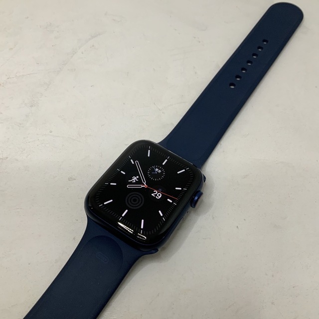 Apple Watch(アップルウォッチ)のApple  Watch  series6 GPS＋Cellular 44mm メンズの時計(腕時計(デジタル))の商品写真