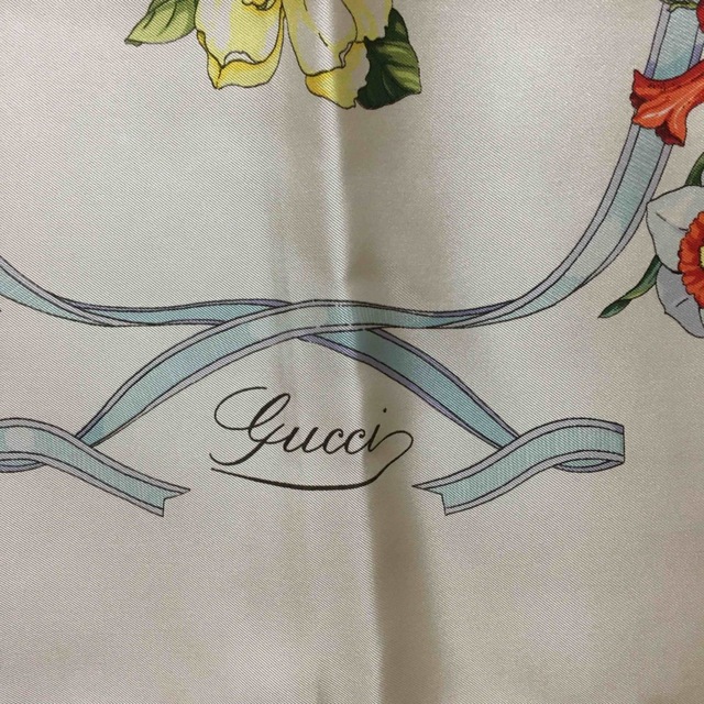 Gucci(グッチ)のGUCCI スカーフ レディースのファッション小物(バンダナ/スカーフ)の商品写真