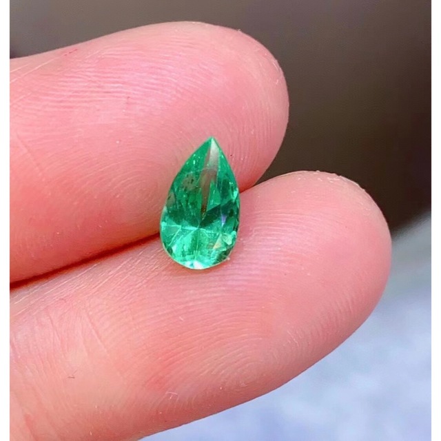 ⭐天然 エメラルド ルース 1.13ct