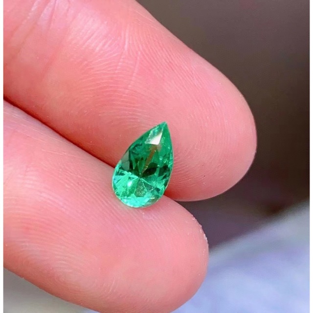 ⭐天然 エメラルド ルース 1.13ct ハンドメイド 素材/材料 各種パーツ