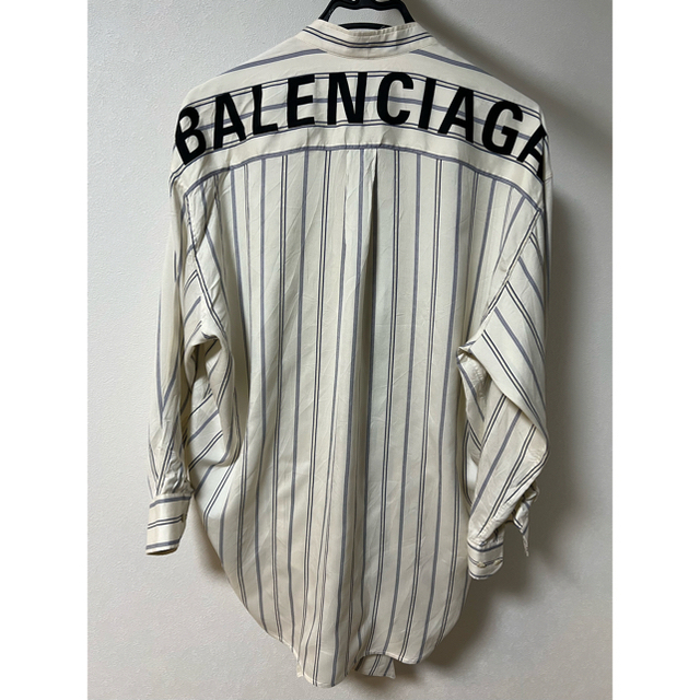 Balenciaga(バレンシアガ)のBALENCIAGA バレンシアガ バックロゴ ストライプ シャツ レディースのトップス(シャツ/ブラウス(長袖/七分))の商品写真