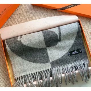 をいたして】 Hermes - 新品未使用 エルメス サマーブロック マフラー