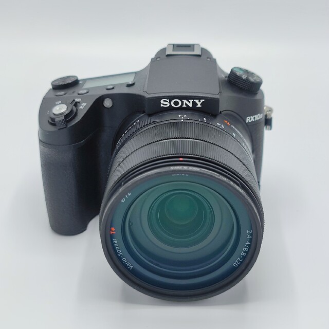 SONY(ソニー)のSONY Cyber-Shot RX DSC-RX10M4(お出かけセット) スマホ/家電/カメラのカメラ(コンパクトデジタルカメラ)の商品写真