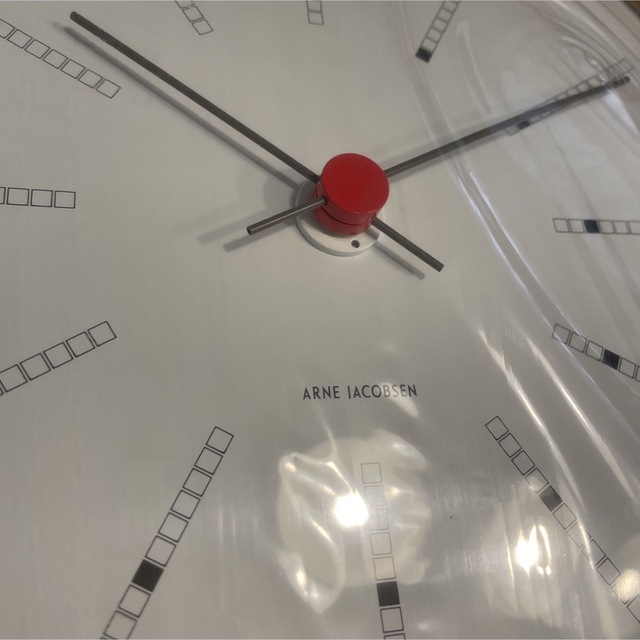 Arne Jacobsen(アルネヤコブセン)の新品ヤコブセン　21センチ　時計　壁掛け時計 インテリア/住まい/日用品のインテリア小物(掛時計/柱時計)の商品写真