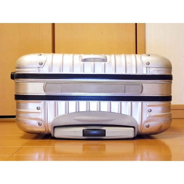 ◇本物 RIMOWA/リモワ シルバーインテグラル 【機内持込可】