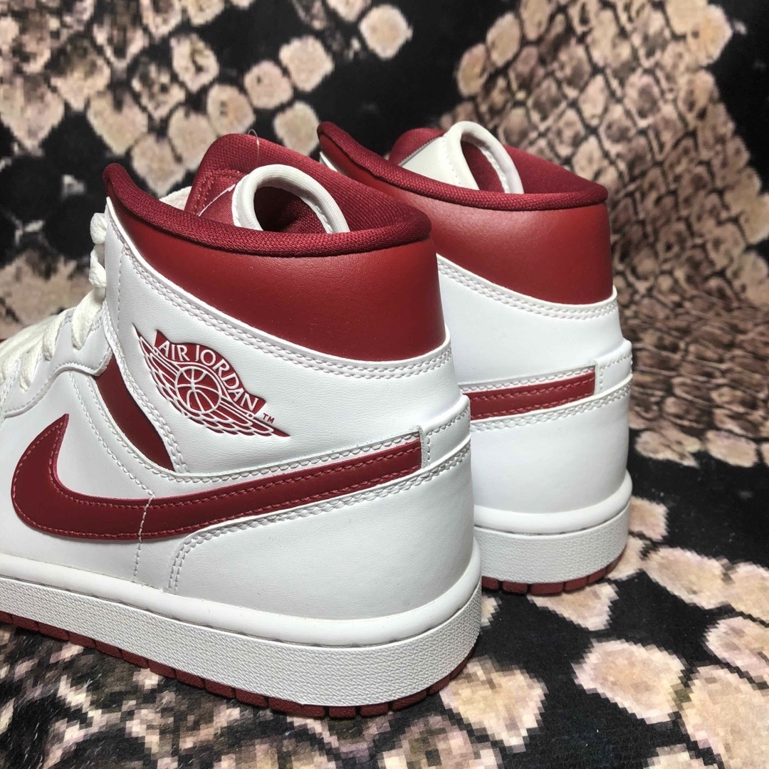 早いもの勝ち‼️NIKE AIR JORDAN 1 MID W27cm