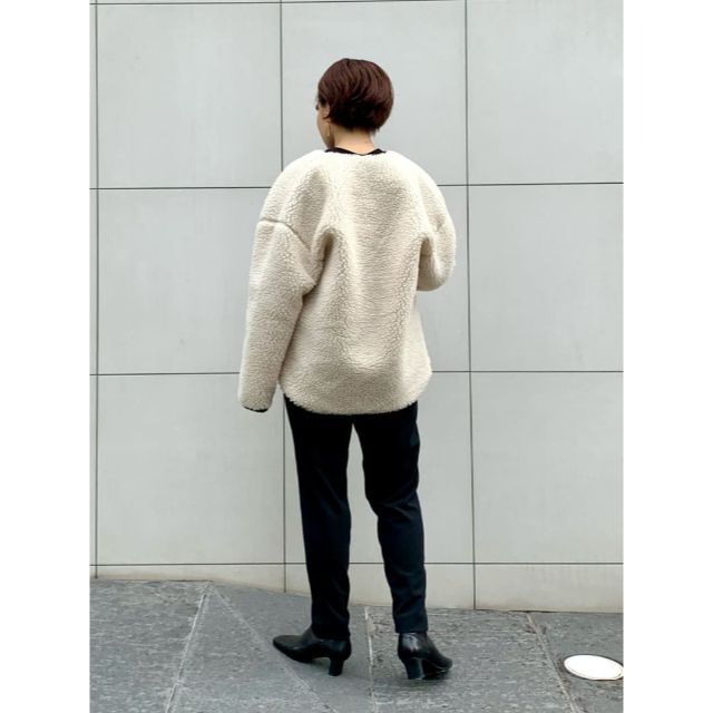 HYKE(ハイク)の今期・タグ付・HYKEのFAUX SHEARLING JACKET レディースのジャケット/アウター(その他)の商品写真