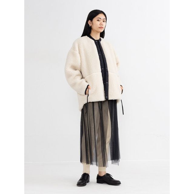 HYKE(ハイク)の今期・タグ付・HYKEのFAUX SHEARLING JACKET レディースのジャケット/アウター(その他)の商品写真