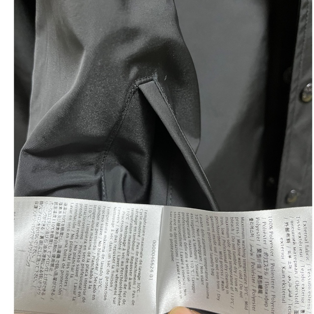 VALENTINO(ヴァレンティノ)のヴァレンティノ　メンズ　アウター　コート　ジャケット　黒　スタッズ付きコート メンズのジャケット/アウター(その他)の商品写真