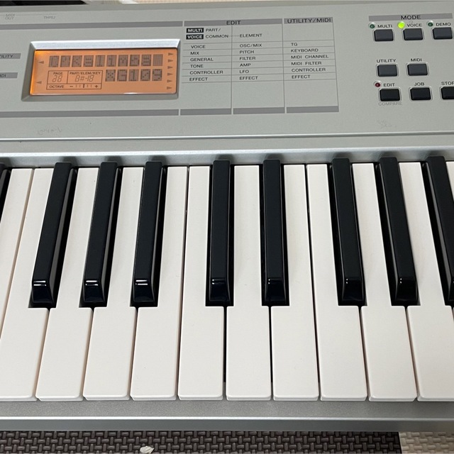 ヤマハ(ヤマハ)の【付属品多数】YAMAHA ヤマハ シンセサイザー S03 楽器の鍵盤楽器(キーボード/シンセサイザー)の商品写真