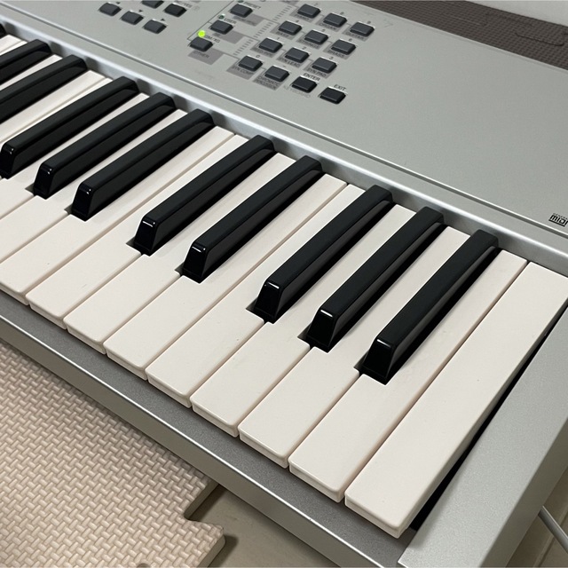 ヤマハ(ヤマハ)の【付属品多数】YAMAHA ヤマハ シンセサイザー S03 楽器の鍵盤楽器(キーボード/シンセサイザー)の商品写真