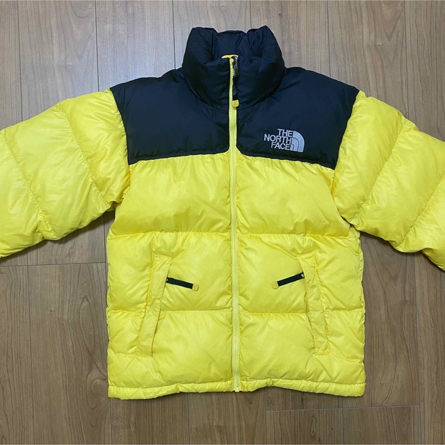 THE NORTH FACE(ザノースフェイス)の【激安・美品】ノースフェイス★ヌプシ　ダウンジャケット  イエロー メンズXS メンズのジャケット/アウター(ダウンジャケット)の商品写真