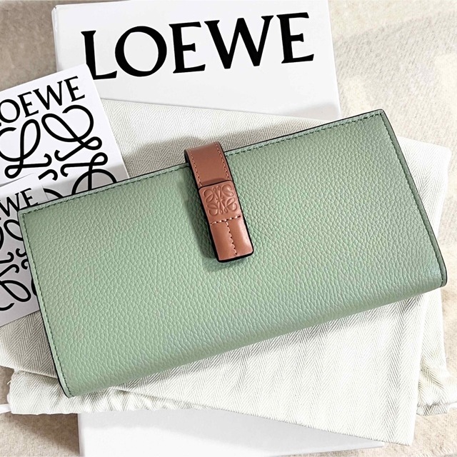新作ウエア LOEWE - ローズマリー 長財布 ラージ ウォレット