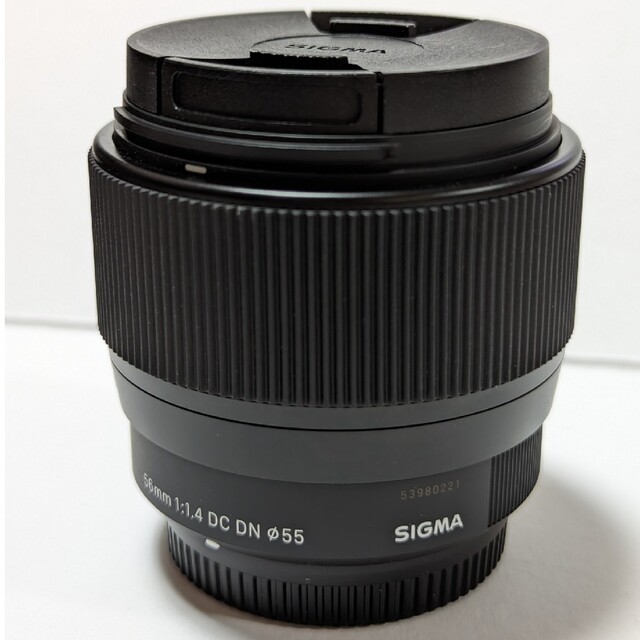 SIGMA(シグマ)のSIGMA 56mm F1.4 dc dn マイクロフォーサーズ スマホ/家電/カメラのカメラ(レンズ(単焦点))の商品写真