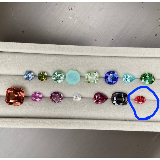 オレンジスピネル　0.83ct ハンドメイドの素材/材料(各種パーツ)の商品写真