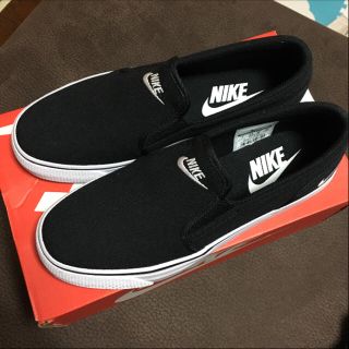 ナイキ(NIKE)のNIKE ナイキ WMNS TOKI SLIP CANVAS 24cm(スニーカー)