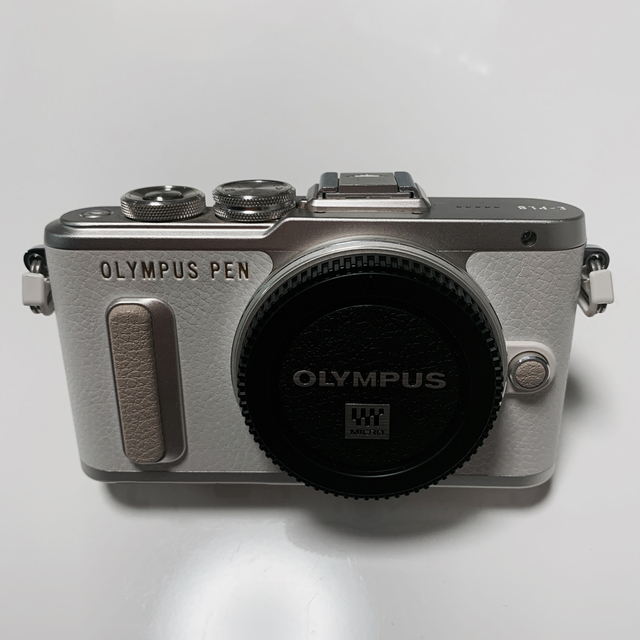 OLYMPUS E-PL8 EZ ダブルズームキット WHITEミラーレス一眼