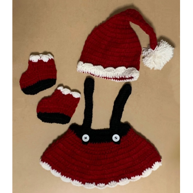ニット 編み サンタクロース スカートセット ハンドニット クリスマス 人気 キッズ/ベビー/マタニティのベビー服(~85cm)(ワンピース)の商品写真