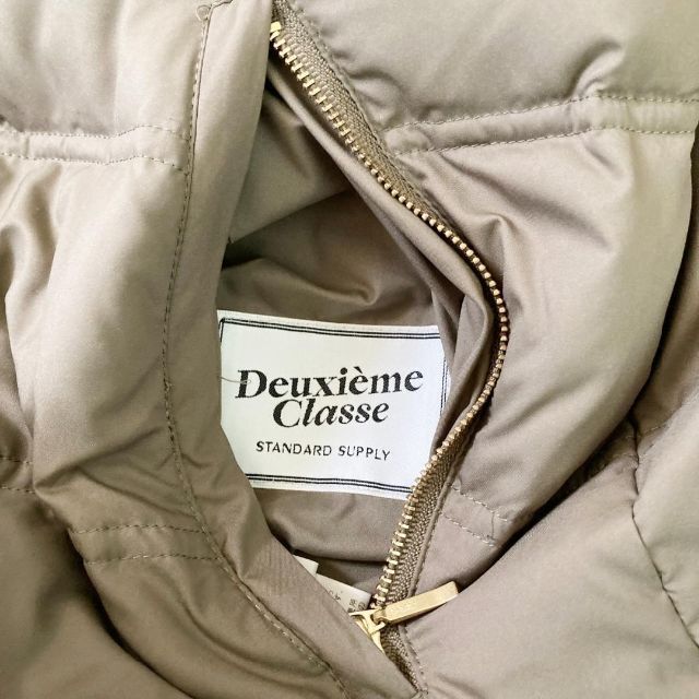 DEUXIEME CLASSE(ドゥーズィエムクラス)のDEUXIEME CLASSE　リバーシブルダウンコート　M　ラクーンファー レディースのジャケット/アウター(ダウンコート)の商品写真