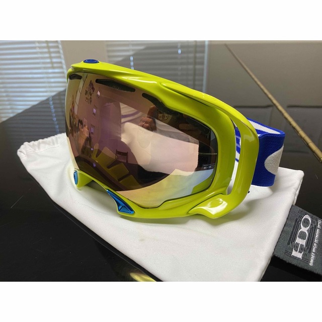 Oakley(オークリー)のオークリーゴーグル スポーツ/アウトドアのスノーボード(アクセサリー)の商品写真