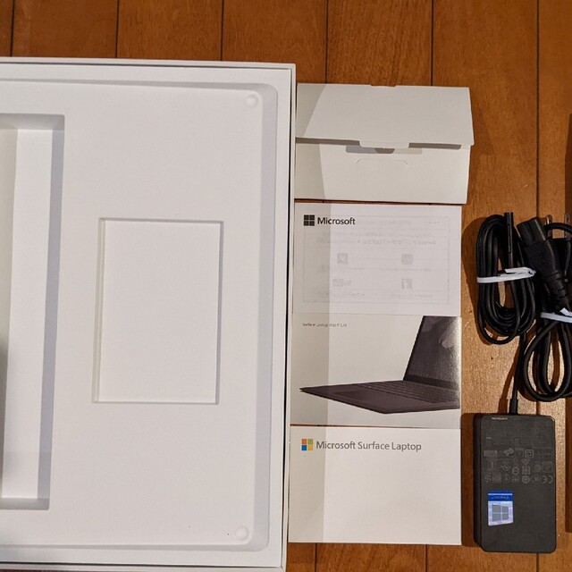 Microsoft Surface Laptop 2 (LQN-00055)