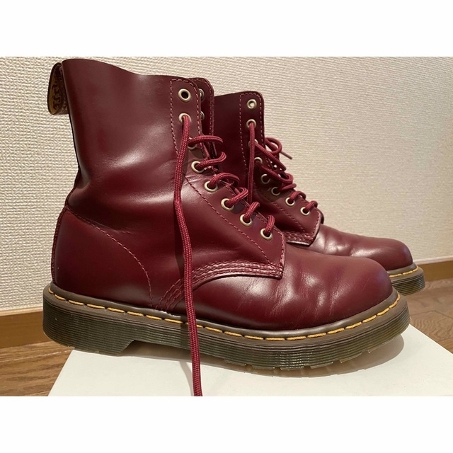 ドクターマーチン  PASCAL 8EYE BOOT "Shiraz" レディースの靴/シューズ(ブーツ)の商品写真