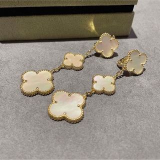 オンラインストア新作』 スピード発送 最高級 ピアス ゴールド 白蝶貝