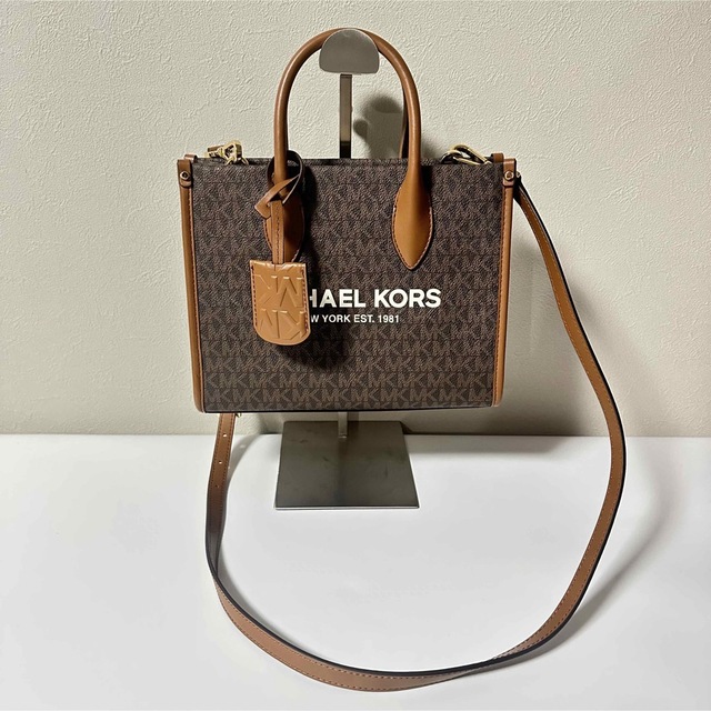 Michael Kors(マイケルコース)の★新品未使用★MICHAEL KORS  2wayバック　ハンド　ショルダー　 レディースのバッグ(ショルダーバッグ)の商品写真