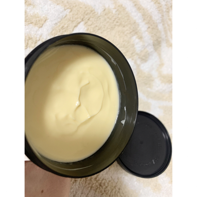 LUSH(ラッシュ)のLUSH ヘアスタイリング バランス225g サンプル(パワー・ハッピースキン) コスメ/美容のヘアケア/スタイリング(ヘアワックス/ヘアクリーム)の商品写真