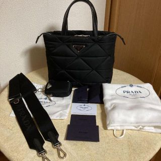 プラダ ナイロントートバッグの通販 400点以上 | PRADAを買うならラクマ