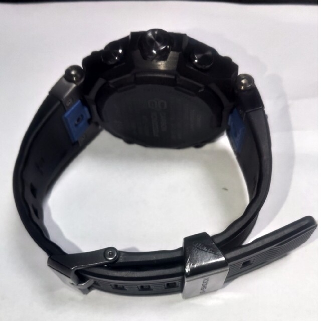 G-SHOCK(ジーショック)のG-SHOCK MTG-B2000B メンズの時計(腕時計(アナログ))の商品写真