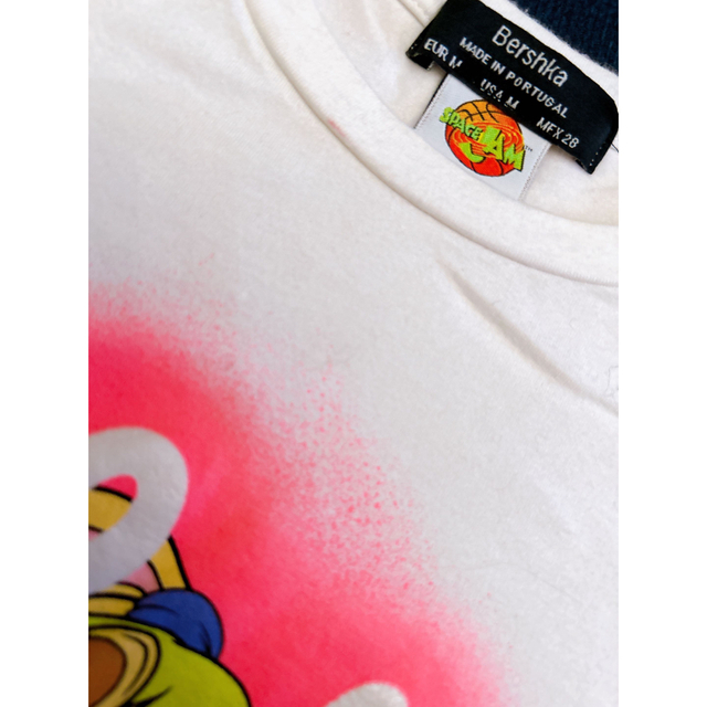 Bershka(ベルシュカ)のBershka ベルシュカ クロップド丈 レディースのトップス(Tシャツ(半袖/袖なし))の商品写真