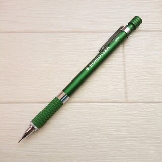 ステッドラー(STAEDTLER)のステッドラー 925  シャーペン  限定カラー グリーン 0.5mm(ペン/マーカー)