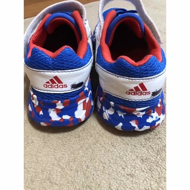 adidas(アディダス)のアディダス⭐︎スニーカー⭐︎22cm、22.5cm キッズ/ベビー/マタニティのキッズ靴/シューズ(15cm~)(スニーカー)の商品写真