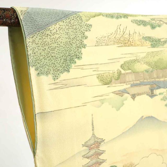 中古】リサイクル 小紋 黄色地 風景画 袷 正絹 着物 レディース 秋冬春