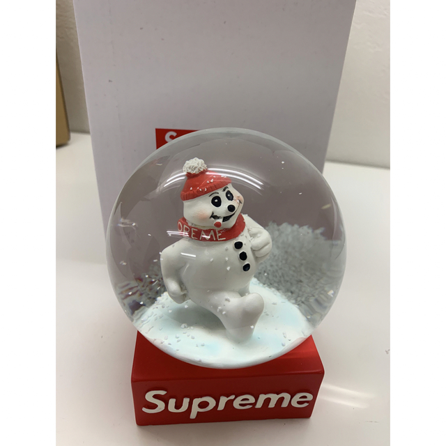 Supreme Snowman Snowglobe "Red" Week17