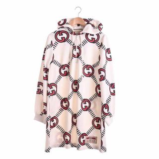 グッチ ワンピースの通販 800点以上 | Gucciのレディースを買うならラクマ