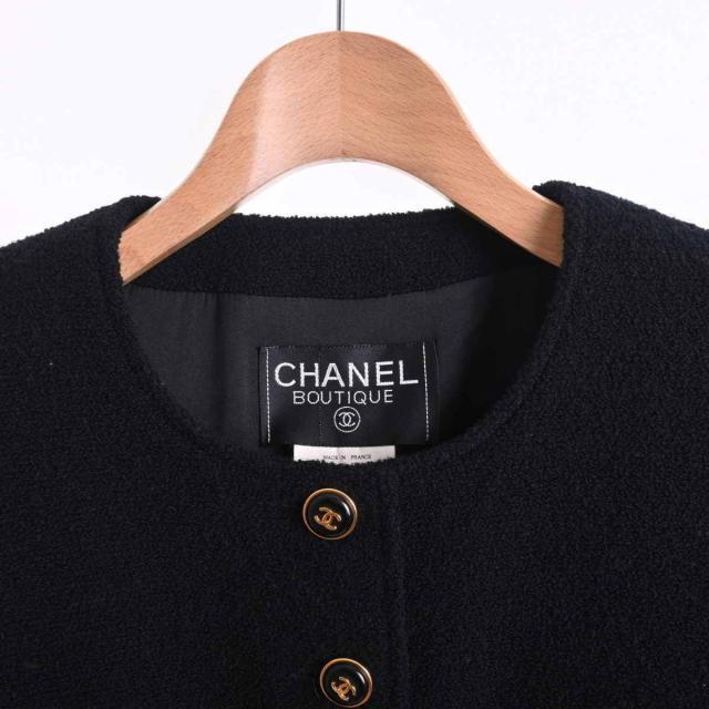 CHANEL(シャネル)のシャネル スカートスーツ サイズ42 L - 黒 レディースのフォーマル/ドレス(スーツ)の商品写真