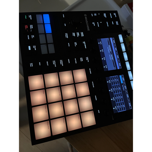 Maschine mk3  楽器のDTM/DAW(MIDIコントローラー)の商品写真