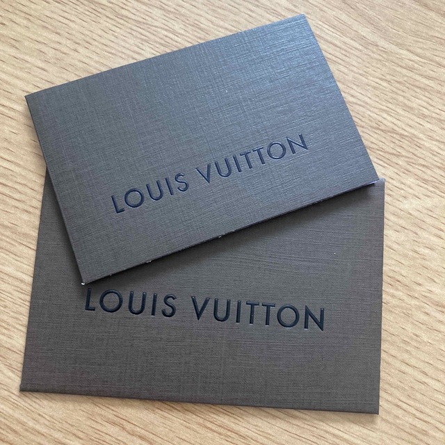 LOUIS VUITTON(ルイヴィトン)のメッセージカード　VUITTON ハンドメイドの文具/ステーショナリー(カード/レター/ラッピング)の商品写真