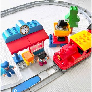 レゴ(Lego)の🧩LEGO🧩デュプロ (10874) キミが車掌さん！おしてGO機関車デラックス(知育玩具)