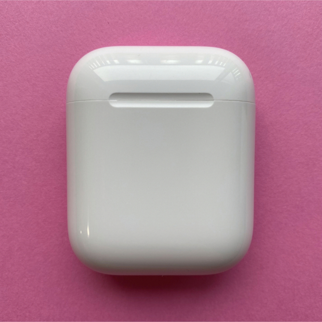 Apple(アップル)のアップル　エアーポッズ　充電ケース　AirPods 充電器　第一世代　Apple スマホ/家電/カメラのオーディオ機器(ヘッドフォン/イヤフォン)の商品写真